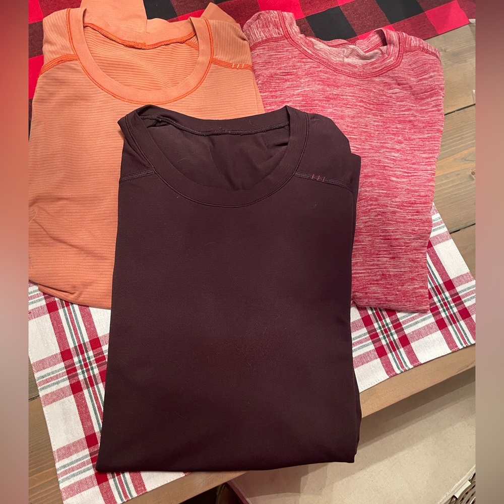 3 men’s lululemon shirts large
